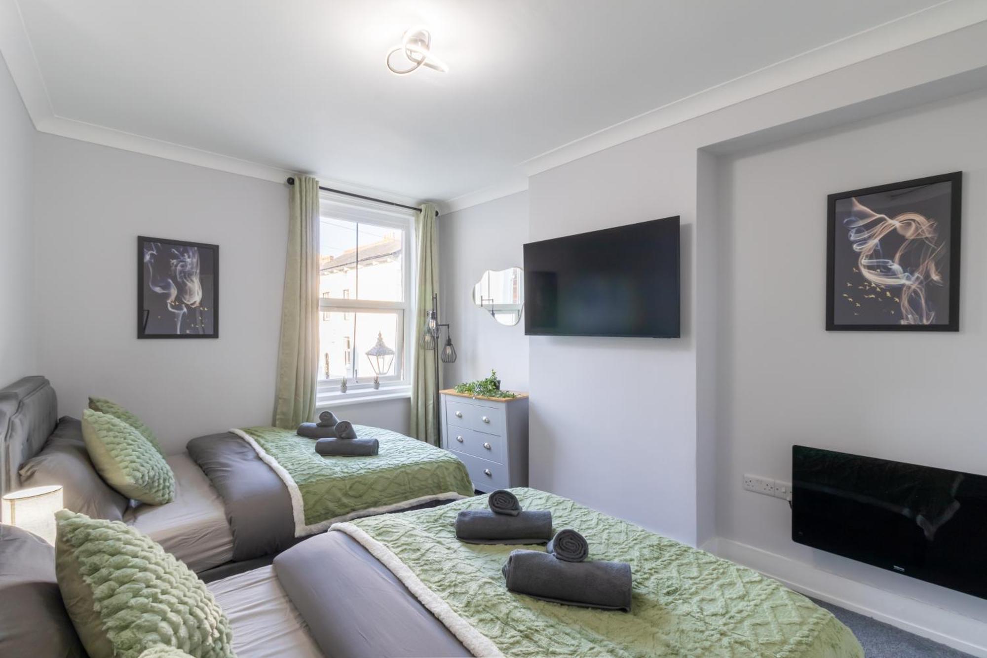 Open Mind Property - Apartment With 2 Double Beds Portsmouth Exterior foto